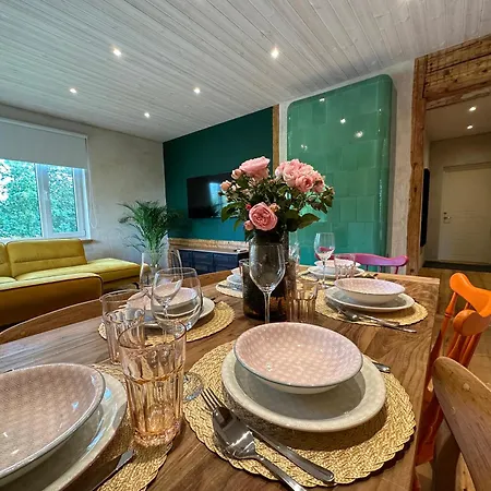 Magical Two Bedroom In Appartement *