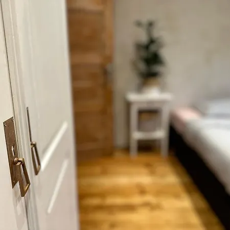 Magical Two Bedroom In Appartement